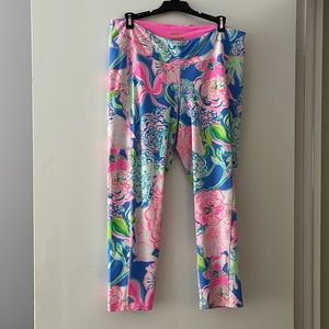 XL Multi Color Lilly Pulitzer Leggings (sz14) stretch worn once